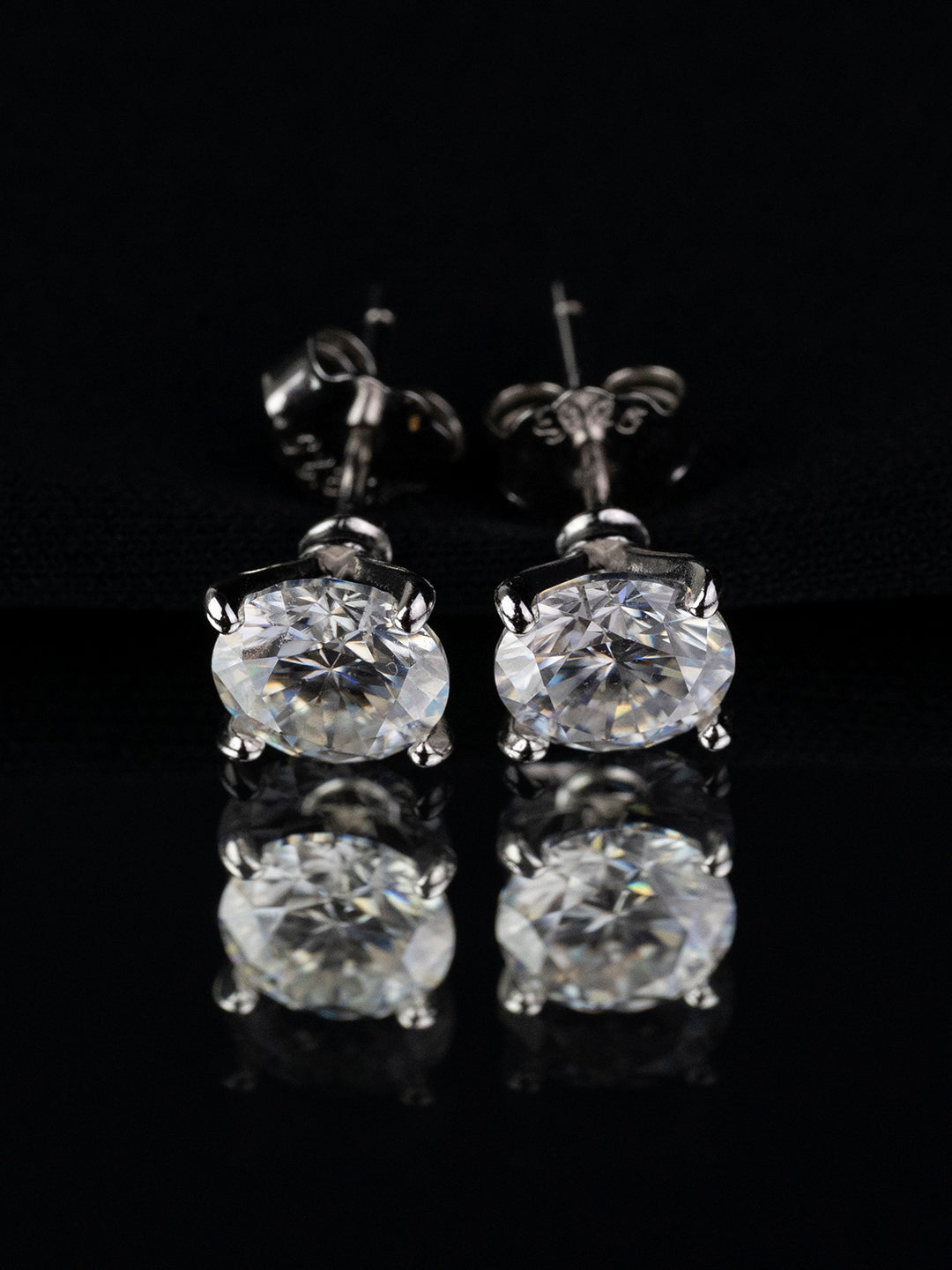 Moissanite stud oorbellen