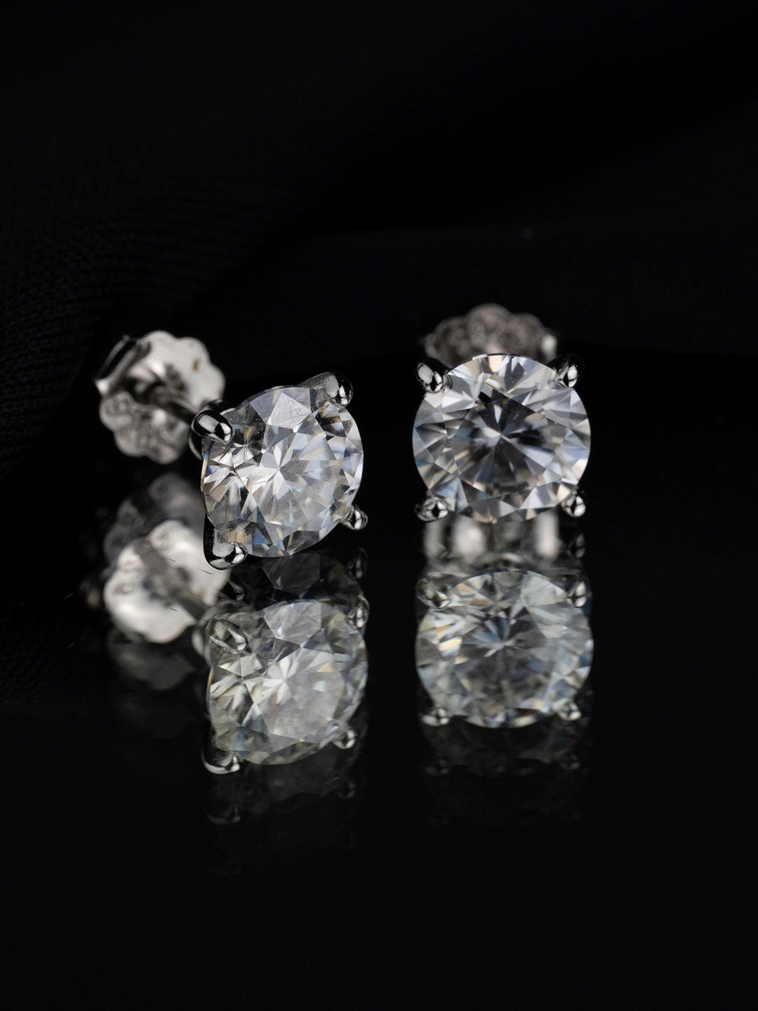 Moissanite stud oorbellen
