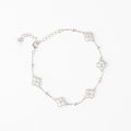J&Y Foglia Moissanite armband with leaf-shaped design and sparkling gemstones, elegant jewelry accessory.